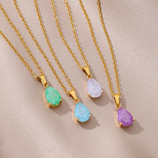 Tear Pendant Necklace in Gold